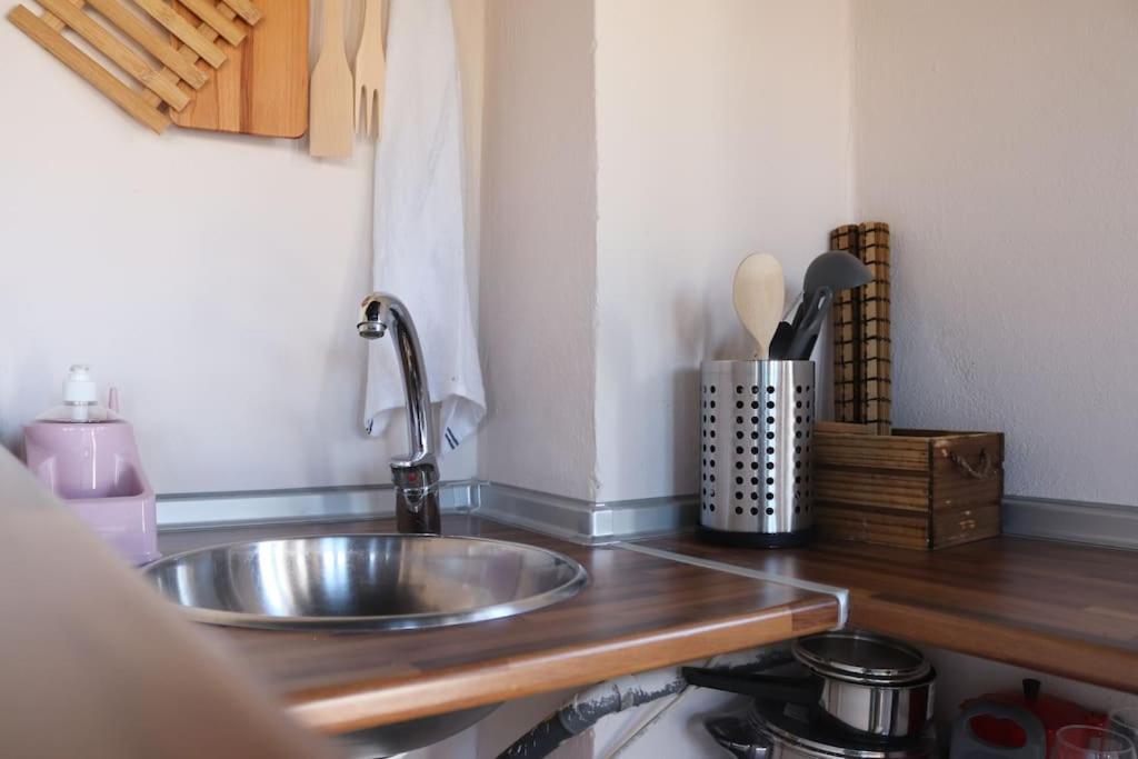 Private Apartment - The Lover'S Nest - Apt Privado Гранада Екстериор снимка